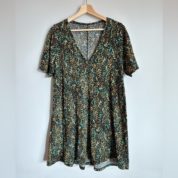 Floral zara mini tee shirt dress - Picture 1 of 3